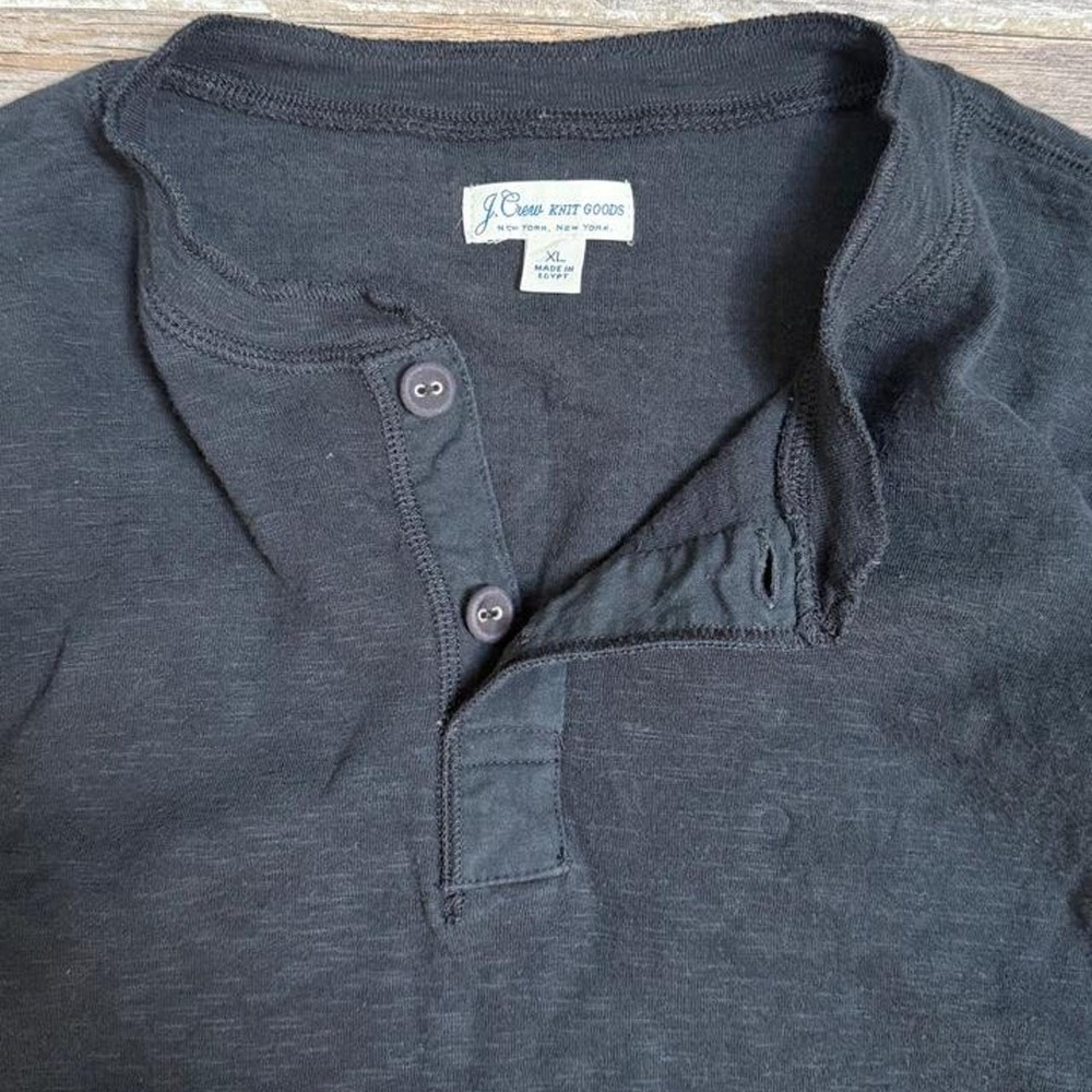 J.crew knit goods Black long sleeve henley shirt size XL
